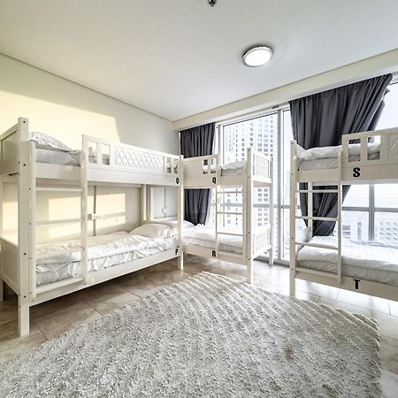 Ar Holiday Home Jbr Dubai Eksteriør billede