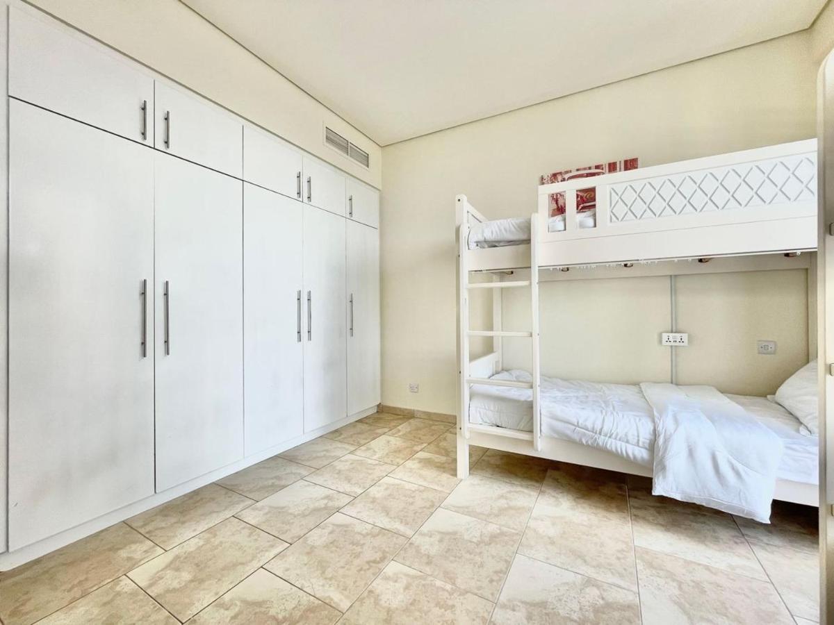 Ar Holiday Home Jbr Dubai Eksteriør billede